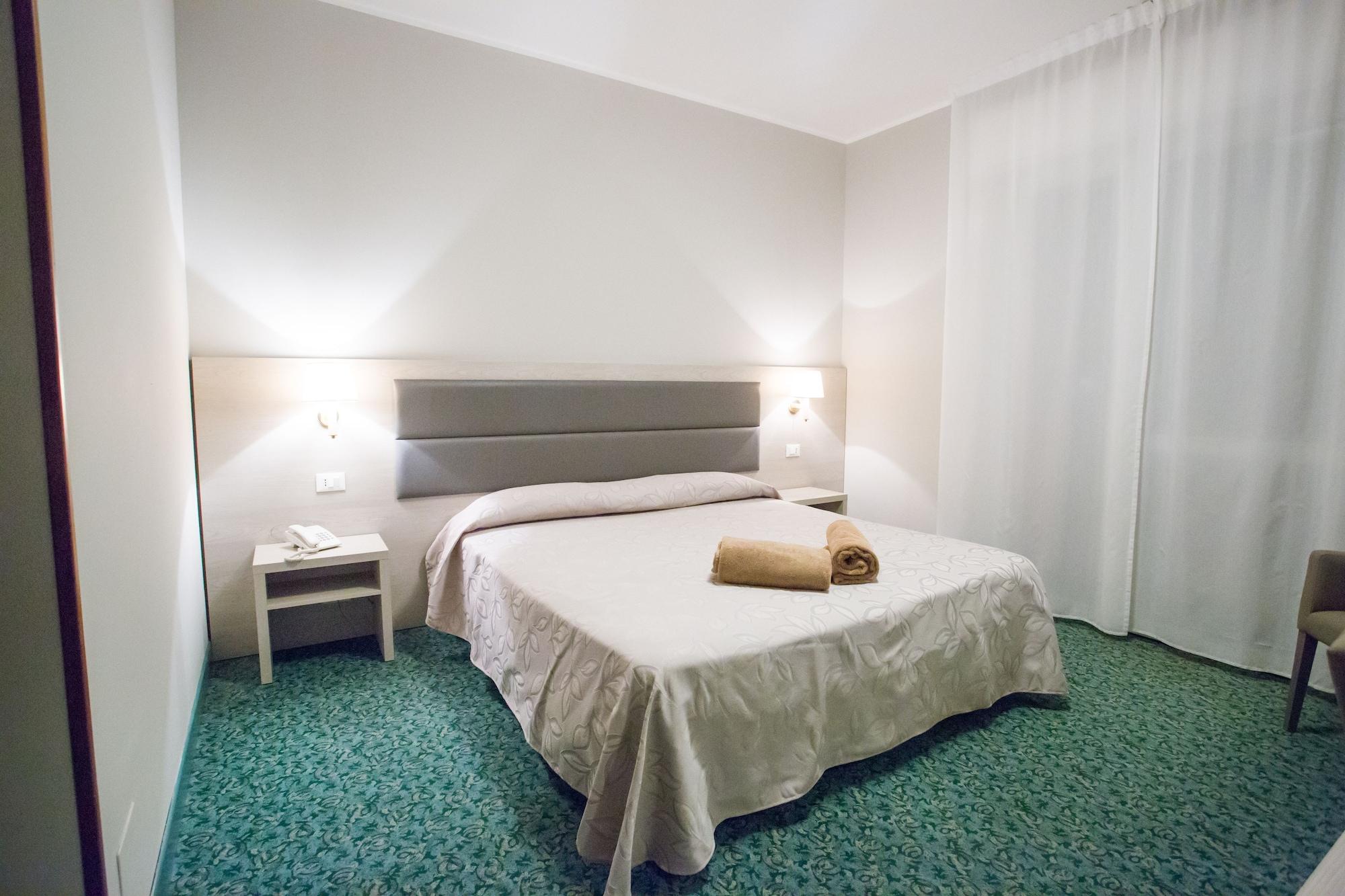 Hotel Smeraldo Abano Terme Exterior photo